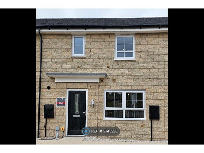 2 Bedroom Terraced House To Rent In Atherton Court, Hyde, SK14