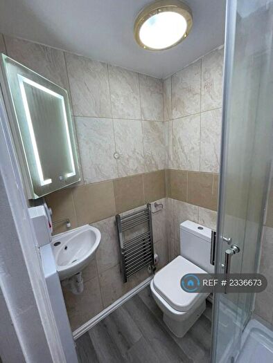 2 Bedroom End Of Terrace House To Rent In Robinhood Close, Mitcham, CR4