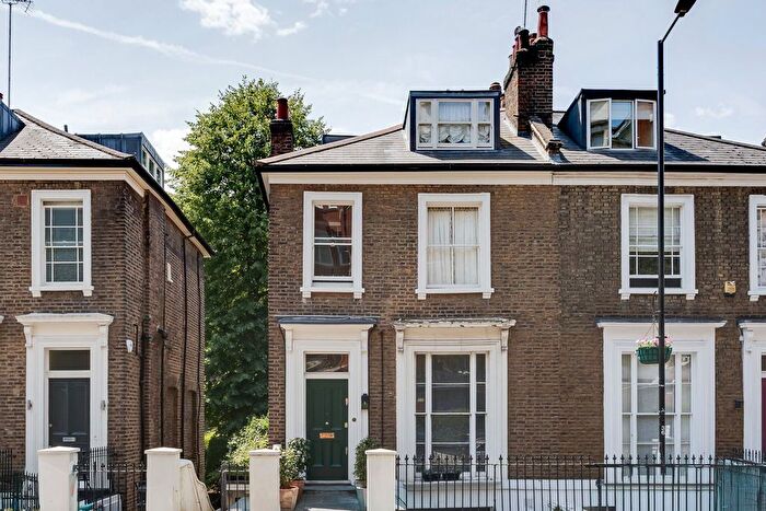 3 Bedroom Flat For Sale In Lanark Road, Little Venice, London, W9