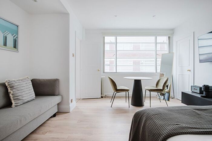 Studio To Rent In Chelsea, London, SW3