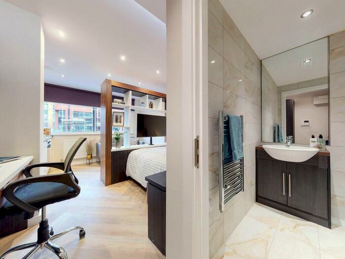 Studio To Rent In Wade Lane, Arena Quarter, Leeds, West Yorkshire, LS2