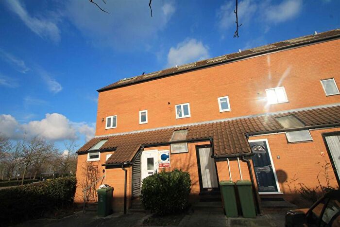 1 Bedroom Apartment To Rent In North Th Street, Central Milton Keynes, MK9