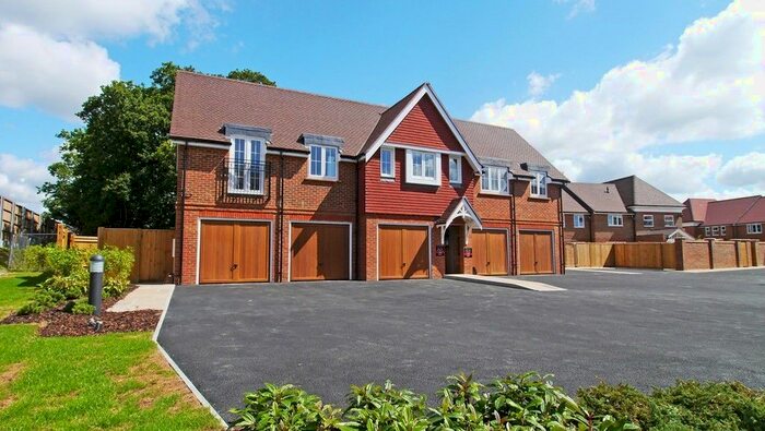 1 Bedroom Flat To Rent In Arundale Walk, Highwood, Horsham, West Sussex, RH12