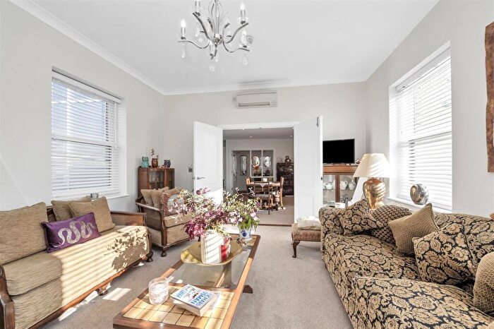 2 Bedroom Apartment For Sale In Hatter Street, Bury St. Edmunds, IP33