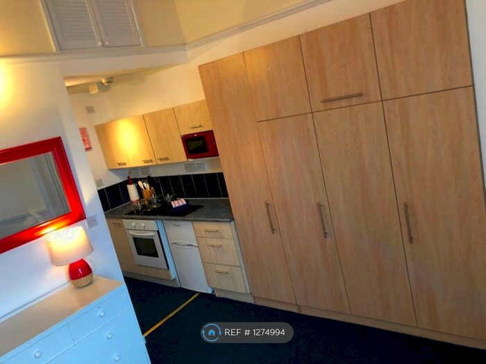 Studio To Rent In Rochester Road, Plymouth PL4