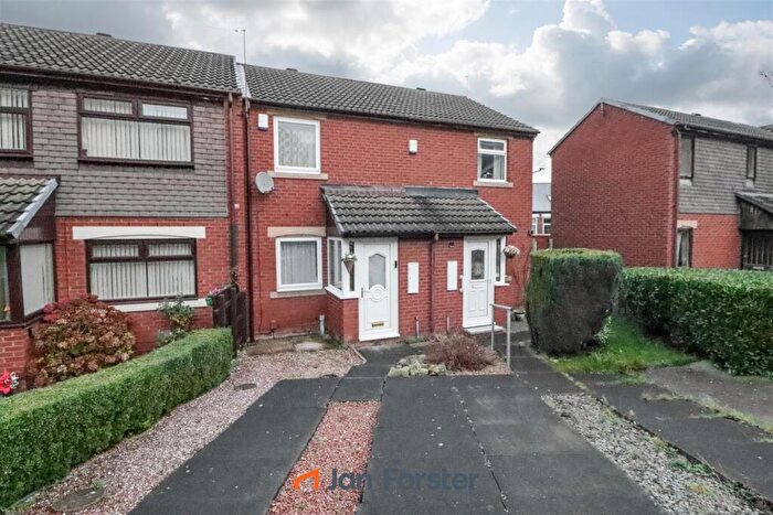 2 Bedroom Terraced House For Sale In Kings Close, Gateshead, NE8