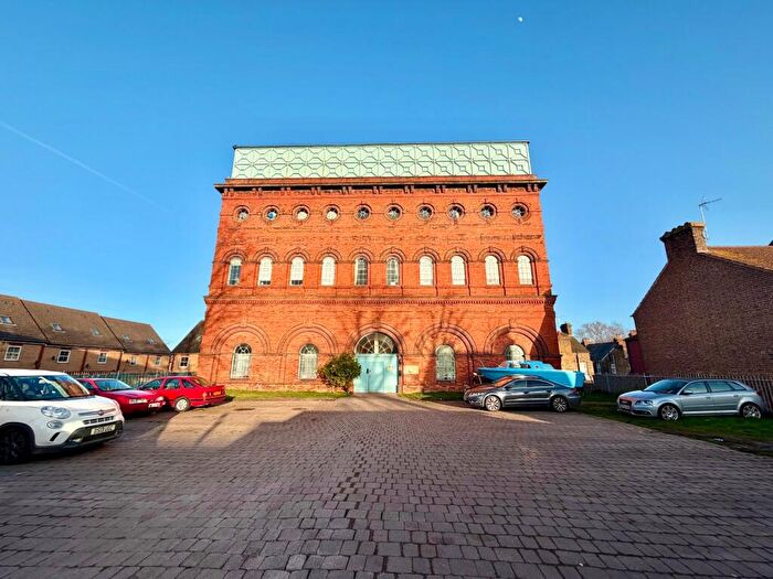 2 Bedroom Flat To Rent In Southwood Road, Ramsgate, Kent, CT11