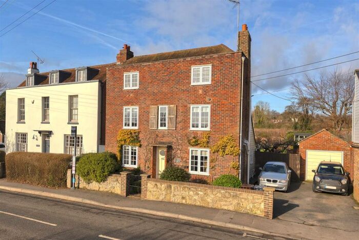 4 Bedroom Detached House For Sale In The Street, Mereworth, Maidstone, ME18