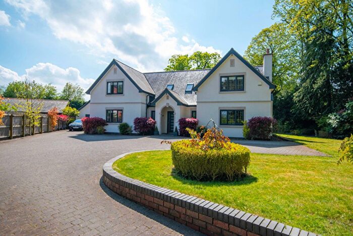 4 Bedroom Detached House For Sale In Morda Road, Oswestry, SY11