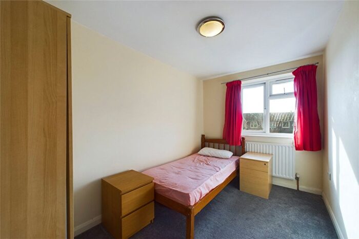 1 Bedroom Property To Rent In Lexington Avenue, Maidenhead, Berkshire, SL6