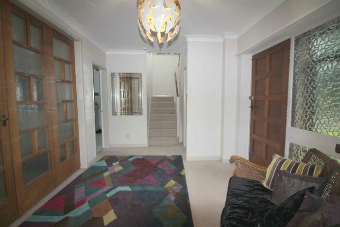 3 Bedroom Detached House To Rent In Dowry Chase, Brandlesholme Road Greenmount, Bury, BL8