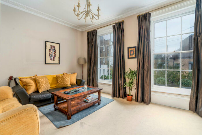 2 Bedroom Apartment To Rent In Arundel Place, Islington, London, N1