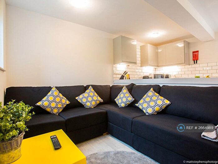 6 Bedroom Semi Detached House To Rent In Hornby Road, Brighton, BN2