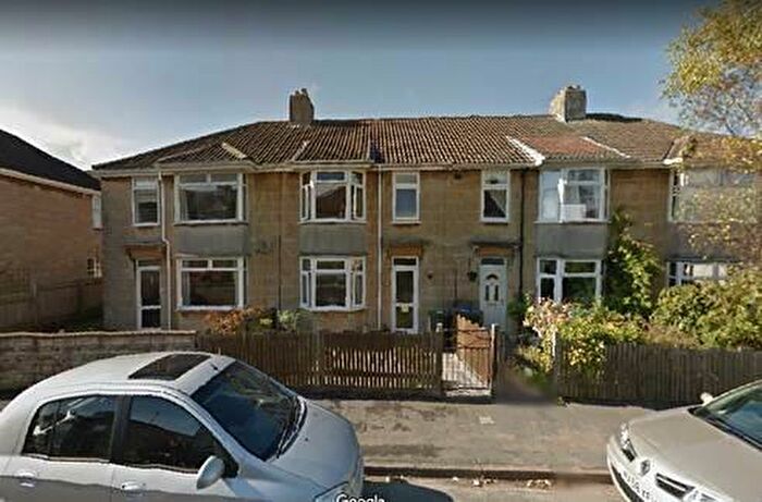 3 Bedroom House To Rent In Bloomfield Drive, Bath, BA2