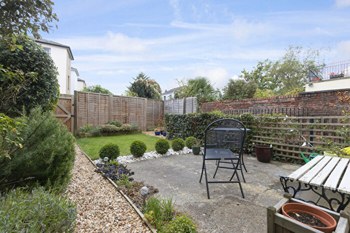 2 Bedroom Apartment To Rent In Montpellier Terrace, Cheltenham, GL50