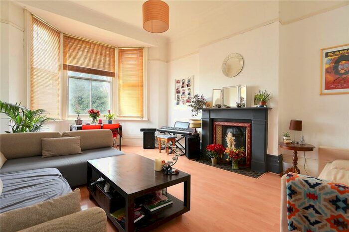 1 Bedroom Apartment To Rent In Peckham Rye, East Dulwich, London, SE22