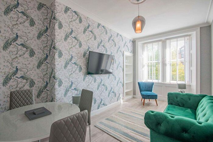 1 Bedroom Flat To Rent In L – Dalgety Avenue, Edinburgh, EH7