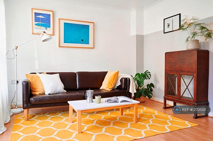 3 Bedroom Terraced House To Rent In Foundry Place, London, E1