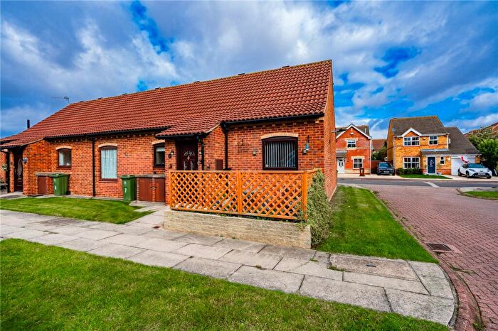 2 Bedroom Terraced House For Sale In Queens Court, Grimsby, Lincolnshire, DN34