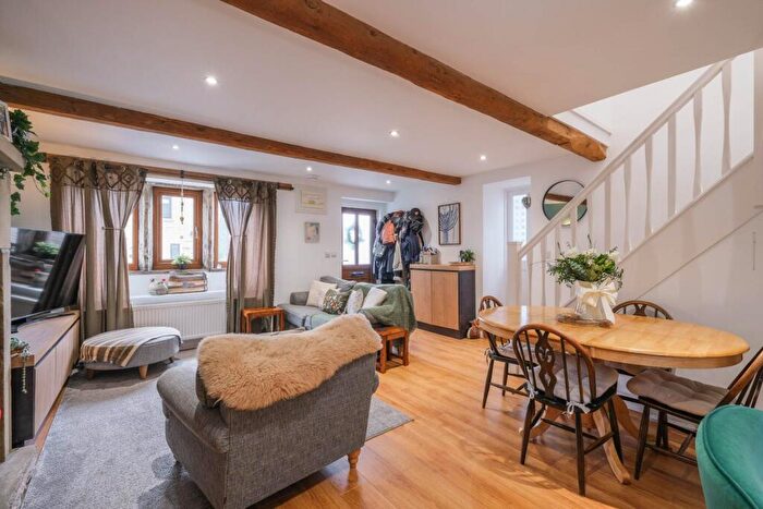 2 Bedroom Cottage For Sale In Mill Moor Road, Meltham, HD9