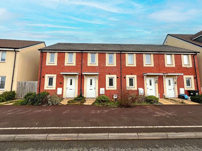 2 Bedroom Terraced House To Rent In Kings Drive, Bridgwater, TA6