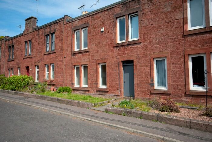 2 Bedroom Flat To Rent In Howard Street, Arbroath, Angus, DD11