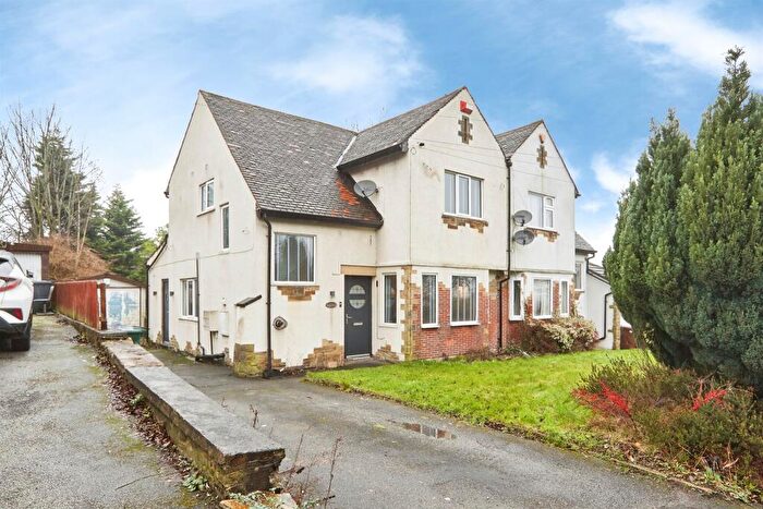 3 Bedroom Semi Detached House For Sale In Glenview Avenue, Bradford, BD9