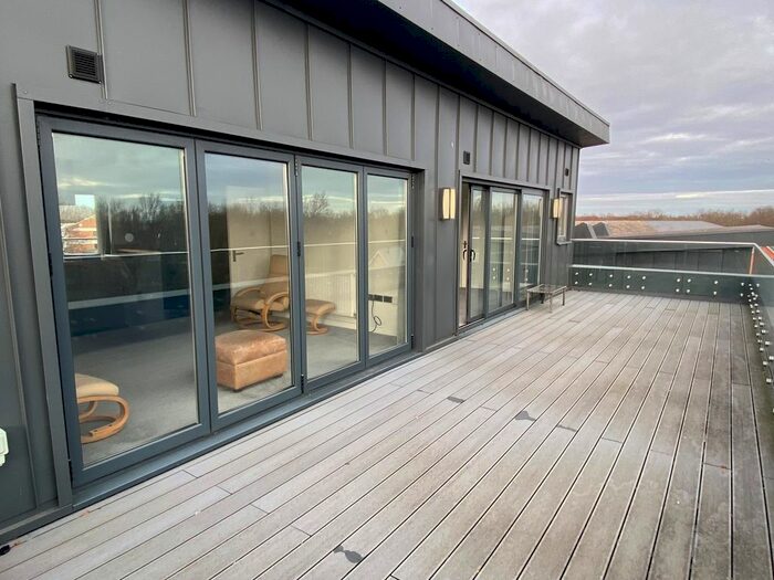 2 Bedroom Flat To Rent In Guthrie House, Bretton Green, Peterborough, PE3