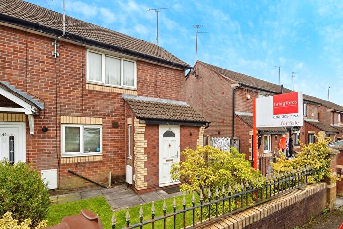 2 Bedroom End Of Terrace House For Sale In Stamford Drive, Stalybridge, Greater Manchester, SK15
