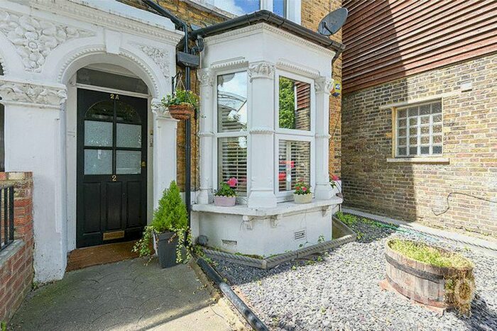 1 Bedroom Flat To Rent In Queens Grove Road, London, E4