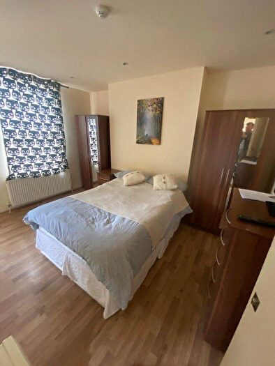 Studio To Rent In Ash Grove, NW2