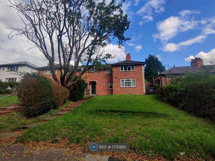 4 Bedroom Semi-Detached House To Rent In Yardley Wood Road, Birmingham, B13