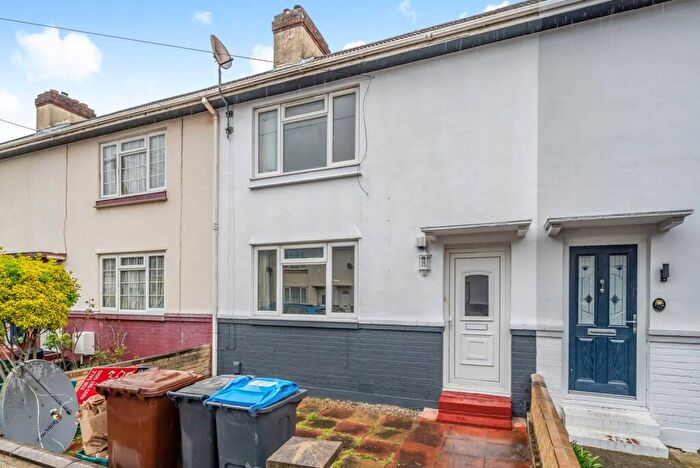 4 Bedroom Terraced House To Rent In Dalton Avenue, Mitcham, CR4