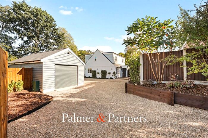 4 Bedroom Detached House For Sale In Hillview Close, Rowhedge, Colchester, Essex, CO5