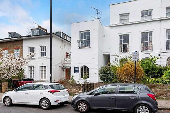 3 Bedroom Property To Rent In Tollington Park, London, N4