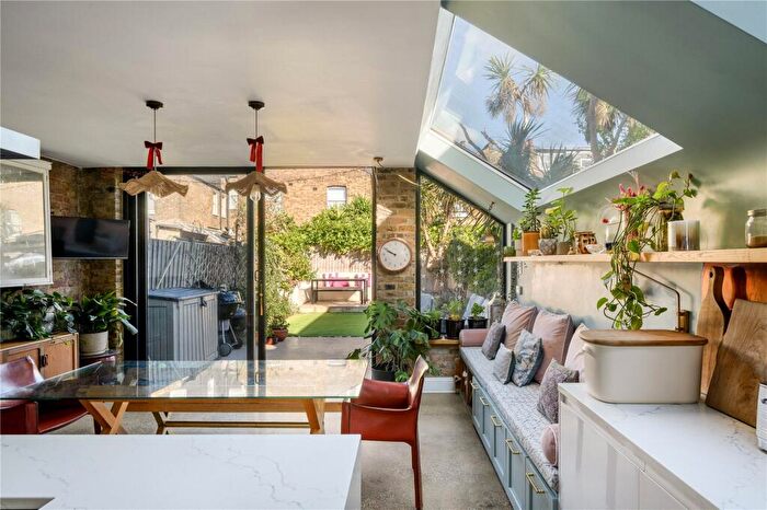 5 Bedroom Terraced House For Sale In Mortimer Road, London, NW10