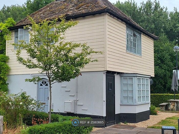 1 Bedroom Flat To Rent In Red Lion Hotel, Whittlesford, Cambridge, CB22