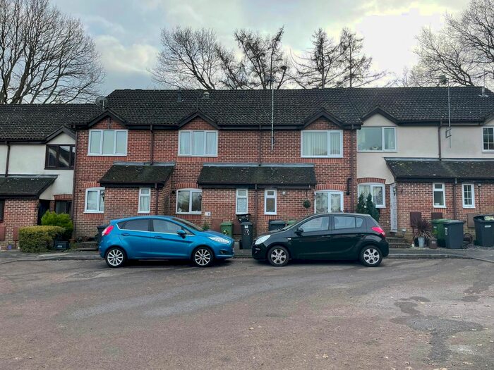 2 Bedroom Property To Rent In Waldon Gardens, West End, Southampton, SO18