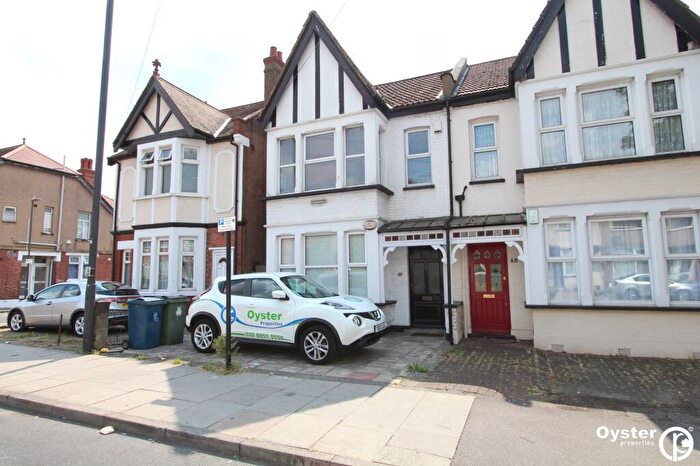 1 Bedroom Flat To Rent In Locket Road, Harrow, HA3