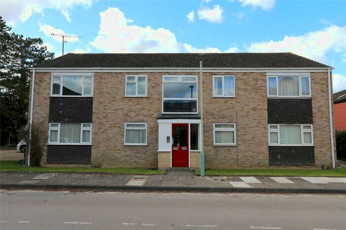 2 Bedroom End Of Terrace House To Rent In Lansdown Castle Drive, Cheltenham, GL51