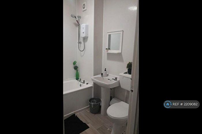 3 Bedroom Flat To Rent In Polepark Rd, Dundee, DD1