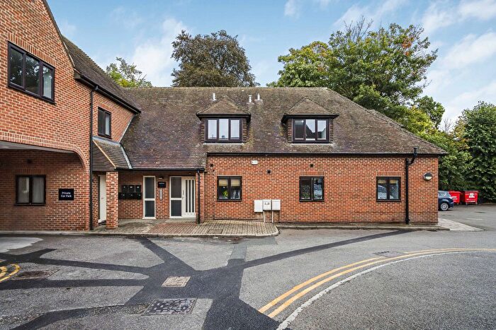 1 Bedroom Flat For Sale In High Street, Wallingford, OX10