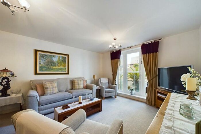 2 Bedroom Apartment For Sale In Shippam Street, Chichester, PO19