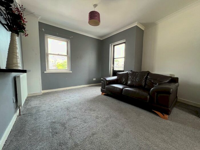 1 Bedroom Flat To Rent In Blue Tower, Douglas, ML11