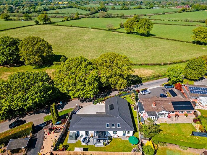 3 Bedroom Detached Bungalow For Sale In Springbrook Lane, Earlswood, Solihull, B94