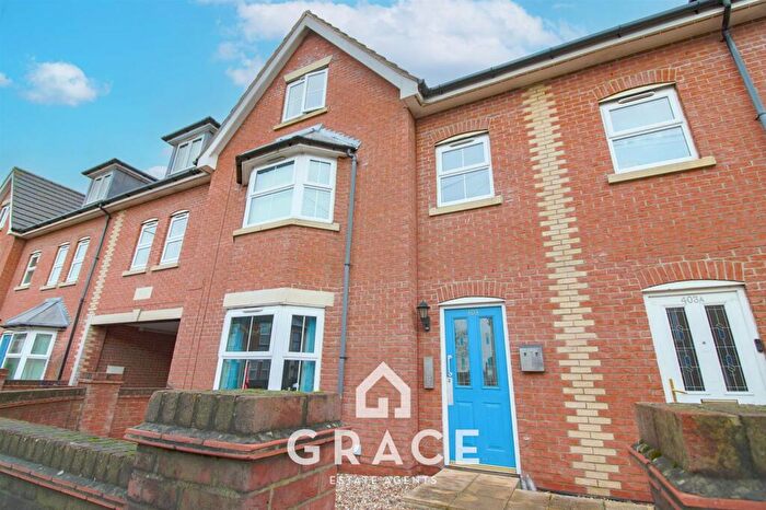 2 Bedroom Flat For Sale In Foxhall Road, Ipswich, IP3