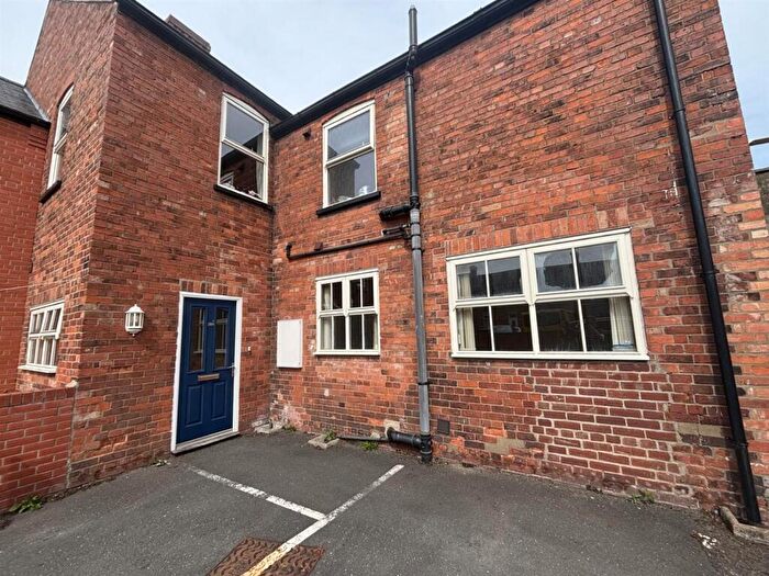 1 Bedroom Apartment To Rent In Eastgate, Louth, LN11