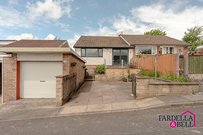 2 Bedroom Semi-Detached Bungalow For Sale In Chorlton Close, Burnley, BB10