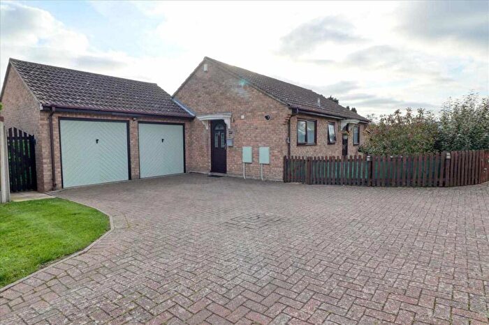 2 Bedroom Bungalow For Sale In Second Avenue, Weeley, CO16