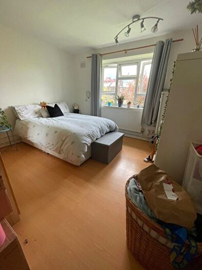 Property To Rent In Shared Flat - Lister Court, Yoakley Road, Stoke Newington, N16